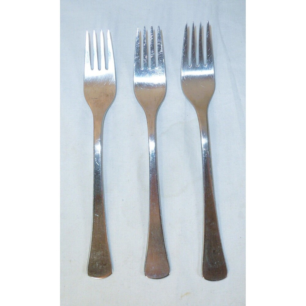 3 - Dalia ROYALE-ROYAL Glossy 18/10 Stainless SPAIN Flatware 7 3/8" SALAD FORKS
